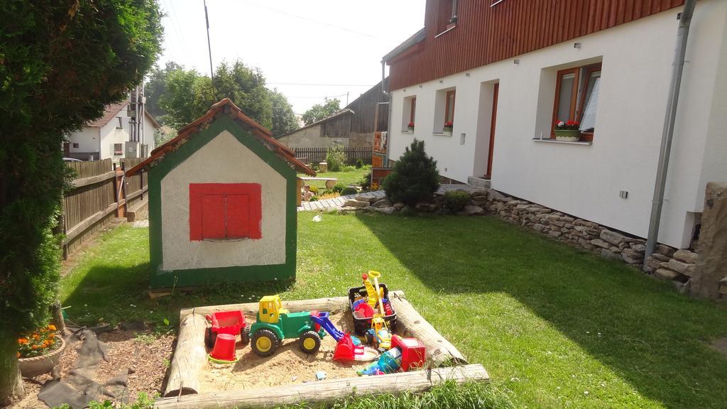 Ubytovani U Kaplicky Nove Mesto na Morave Eksteriør bilde